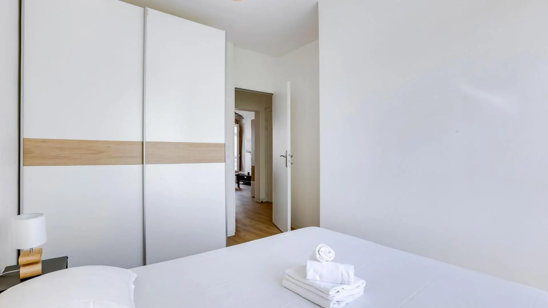 Montmartre & Sacre-coeur - 2br - Cityapartmentstay * Paris