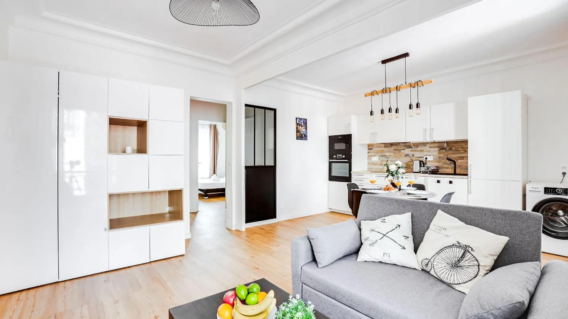 Montmartre & Sacre-coeur - 2br - Cityapartmentstay *