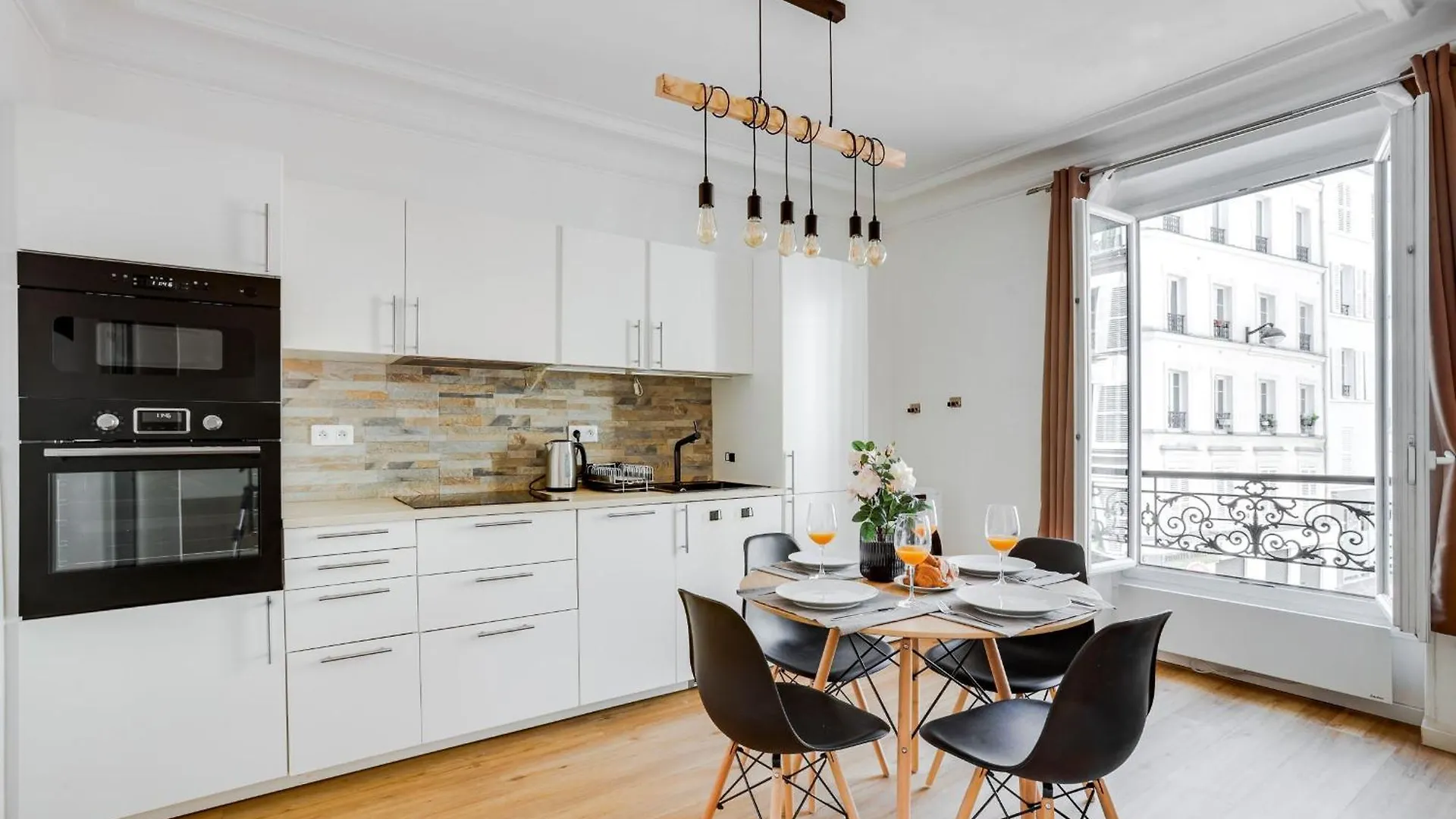 Apartment Montmartre & Sacre-coeur - 2br - Cityapartmentstay *